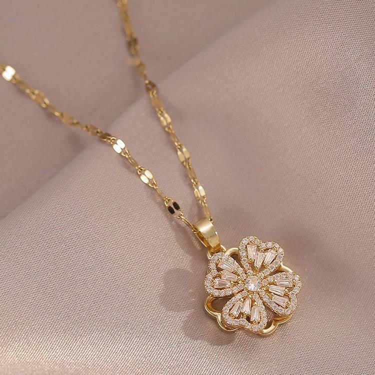Rotating Four Leaf Clover Zircon Stainless Steel Necklace